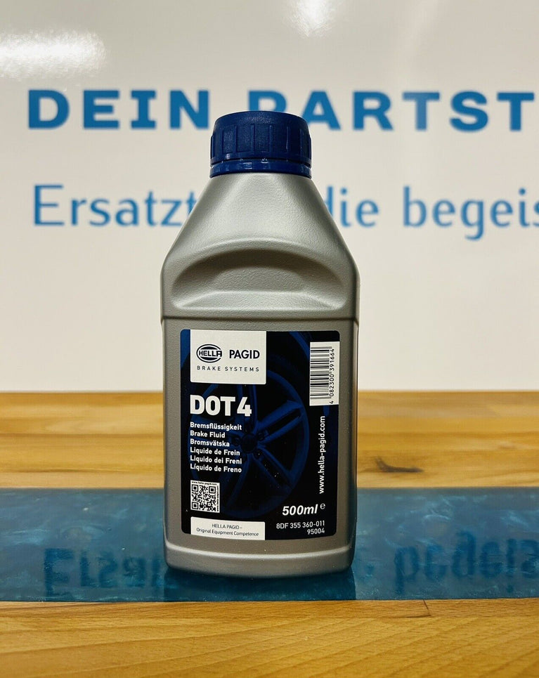 HELLA Bremsflüssigkeit 0,5 l DOT4 FMVSS 116 DOT4 ISO 4925 (Class 4) SAE J 1704